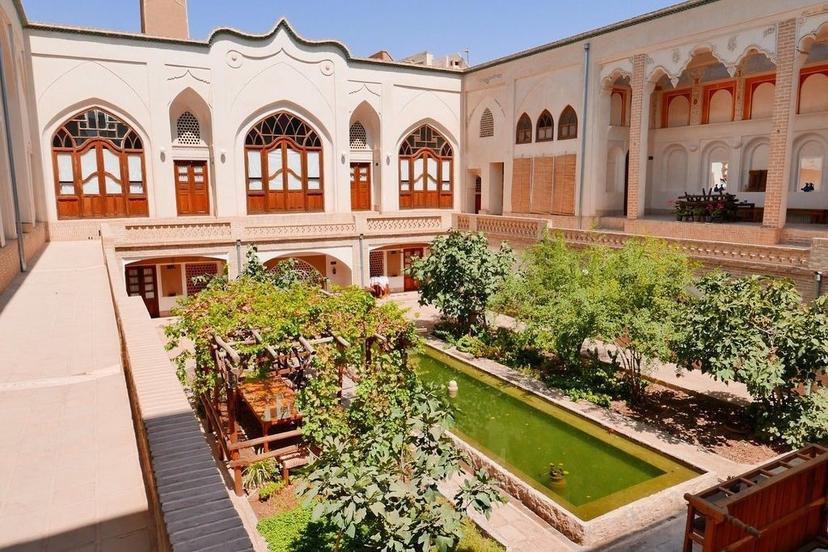 هتل سنتی خانه ایرانی کاشان
