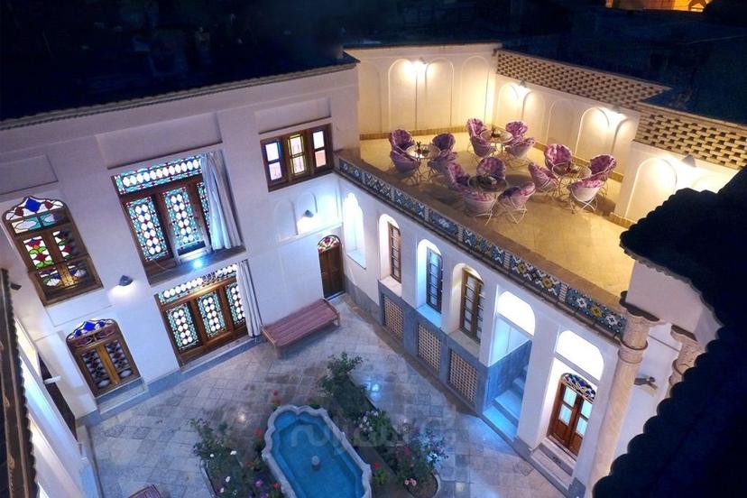 هتل سنتی خانه ایروانی اصفهان