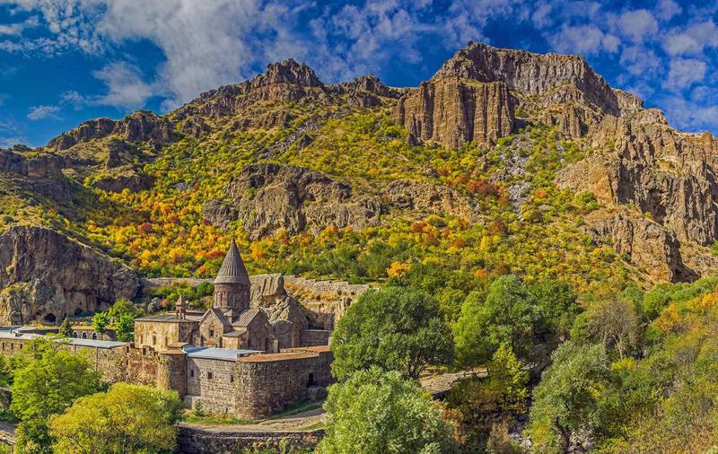 صومعه گغارد ارمنستان | یکی از چهار کلیسای کمیاب جهان