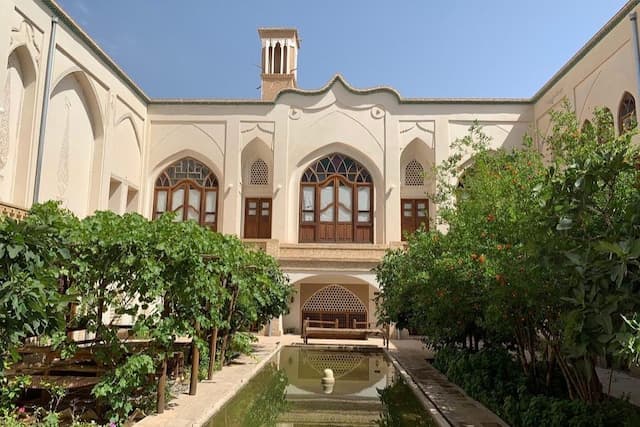 هتل سنتی خانه ایرانی