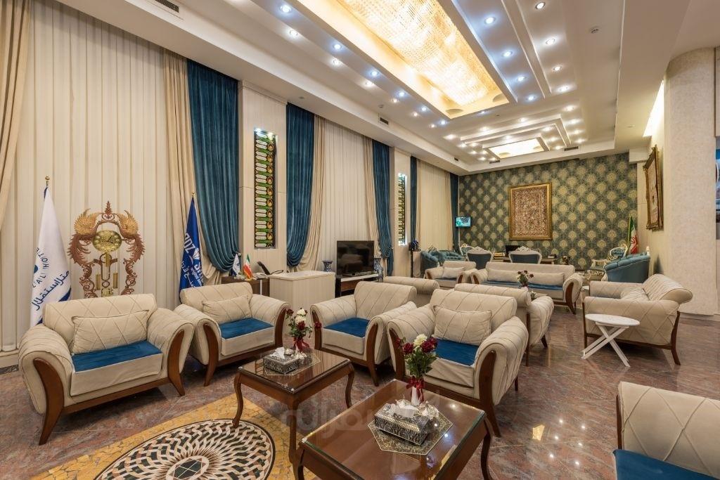 هتل استقلال قم