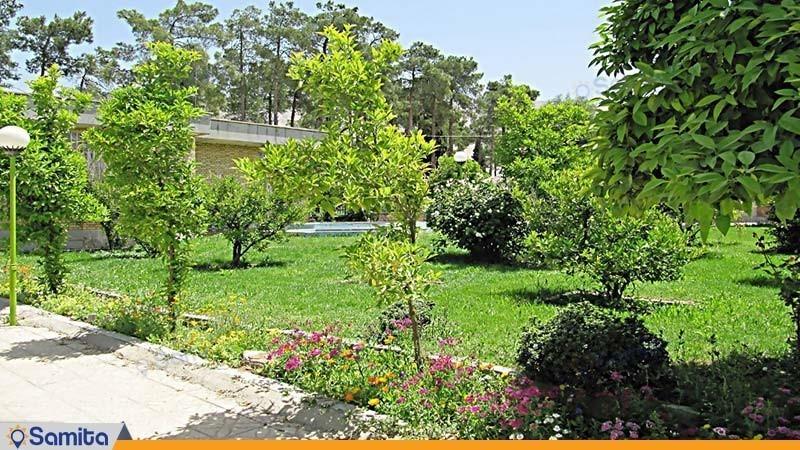فضای سبز مهمانسرای جهانگردی فیروزآباد