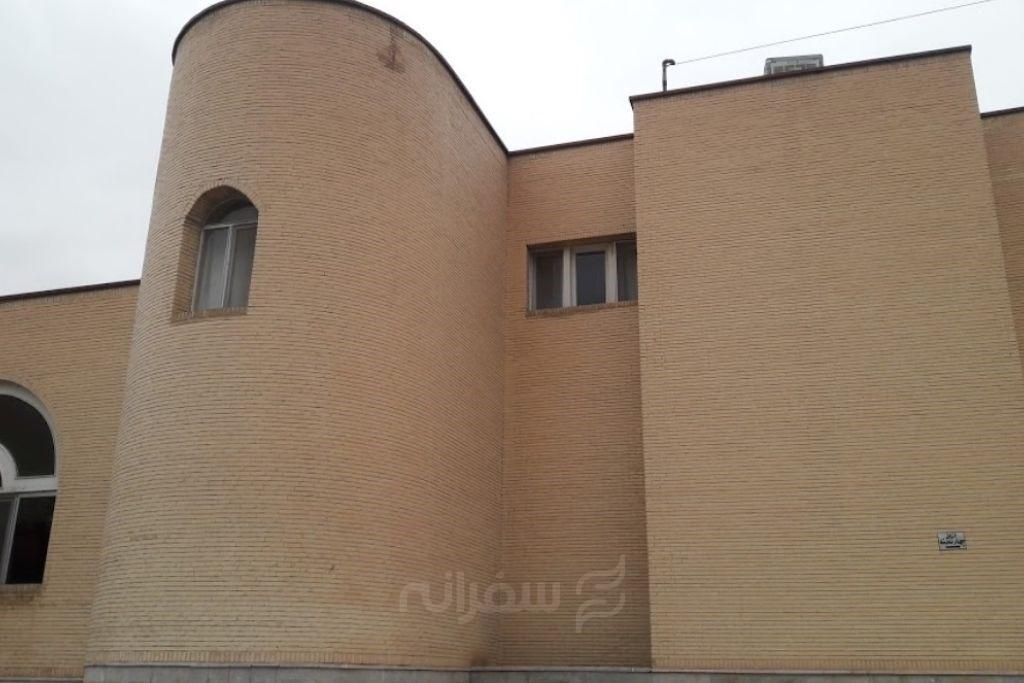 هتل جهانگردی شهرکرد