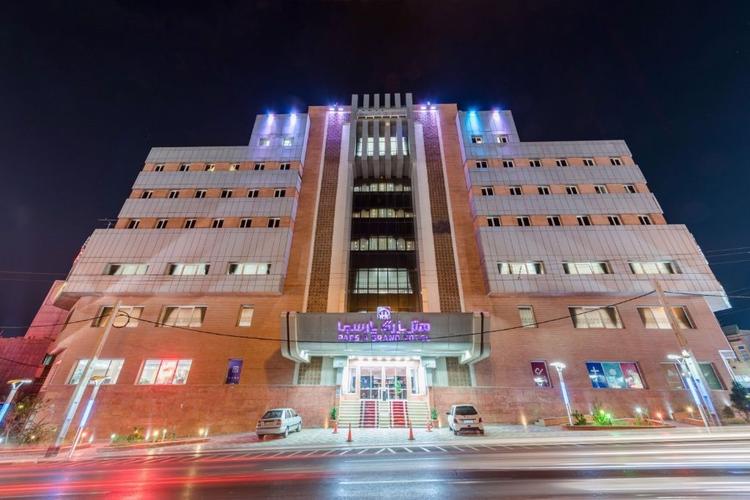 هتل بزرگ پارسیا قم هتل بزرگ پارسیا قم